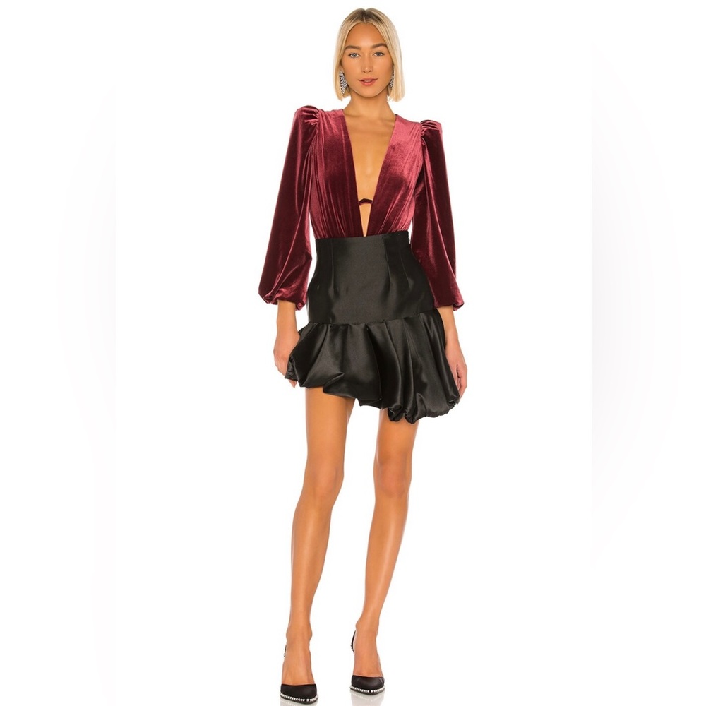 I am obsessed with this skirt but unfortunately it’s not for my body type!!!!